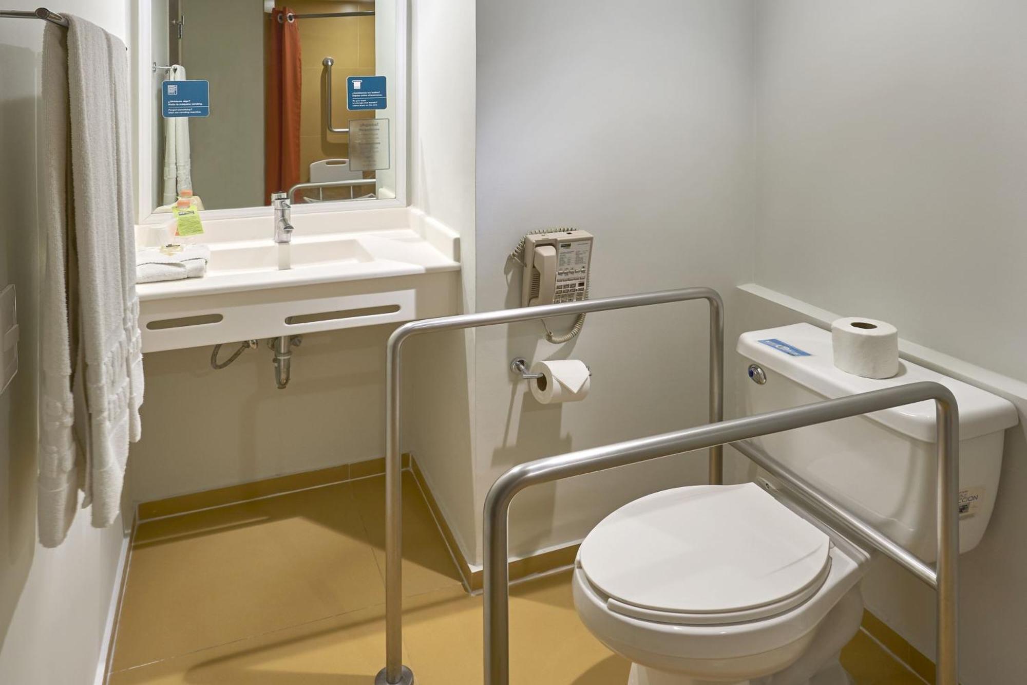 City Express Junior By Marriott Toluca Zona Industrial المظهر الخارجي الصورة