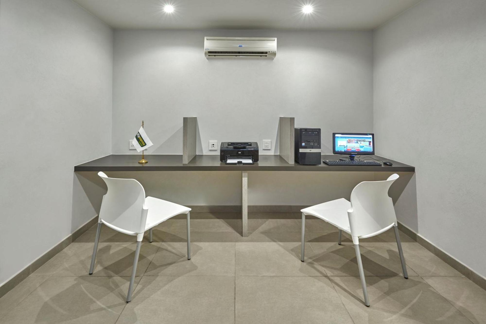 City Express Junior By Marriott Toluca Zona Industrial المظهر الخارجي الصورة