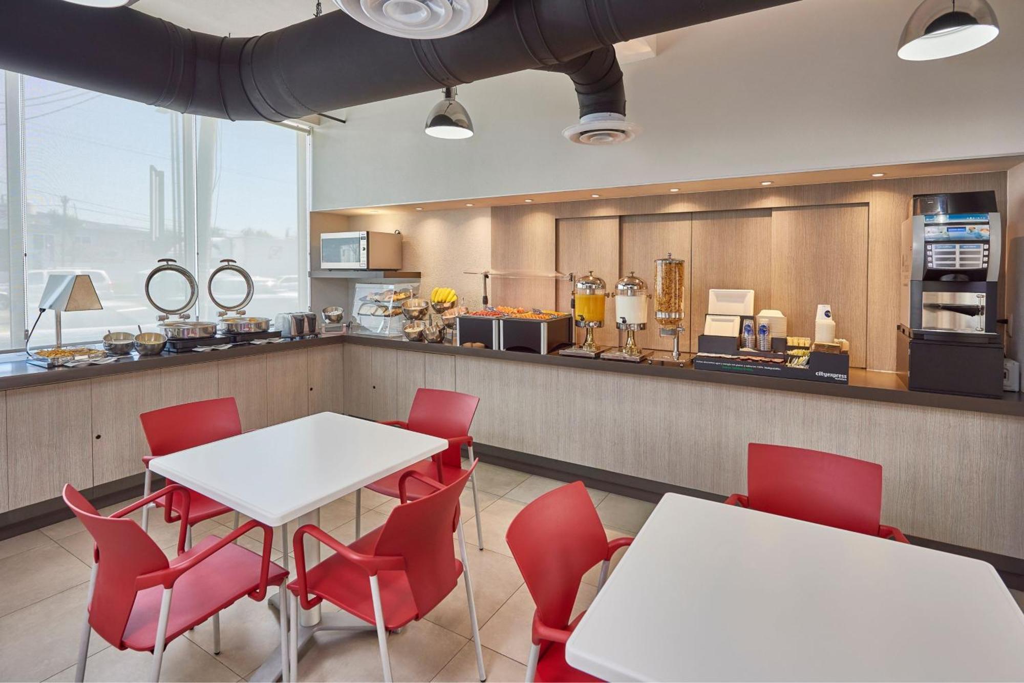 City Express Junior By Marriott Toluca Zona Industrial المظهر الخارجي الصورة
