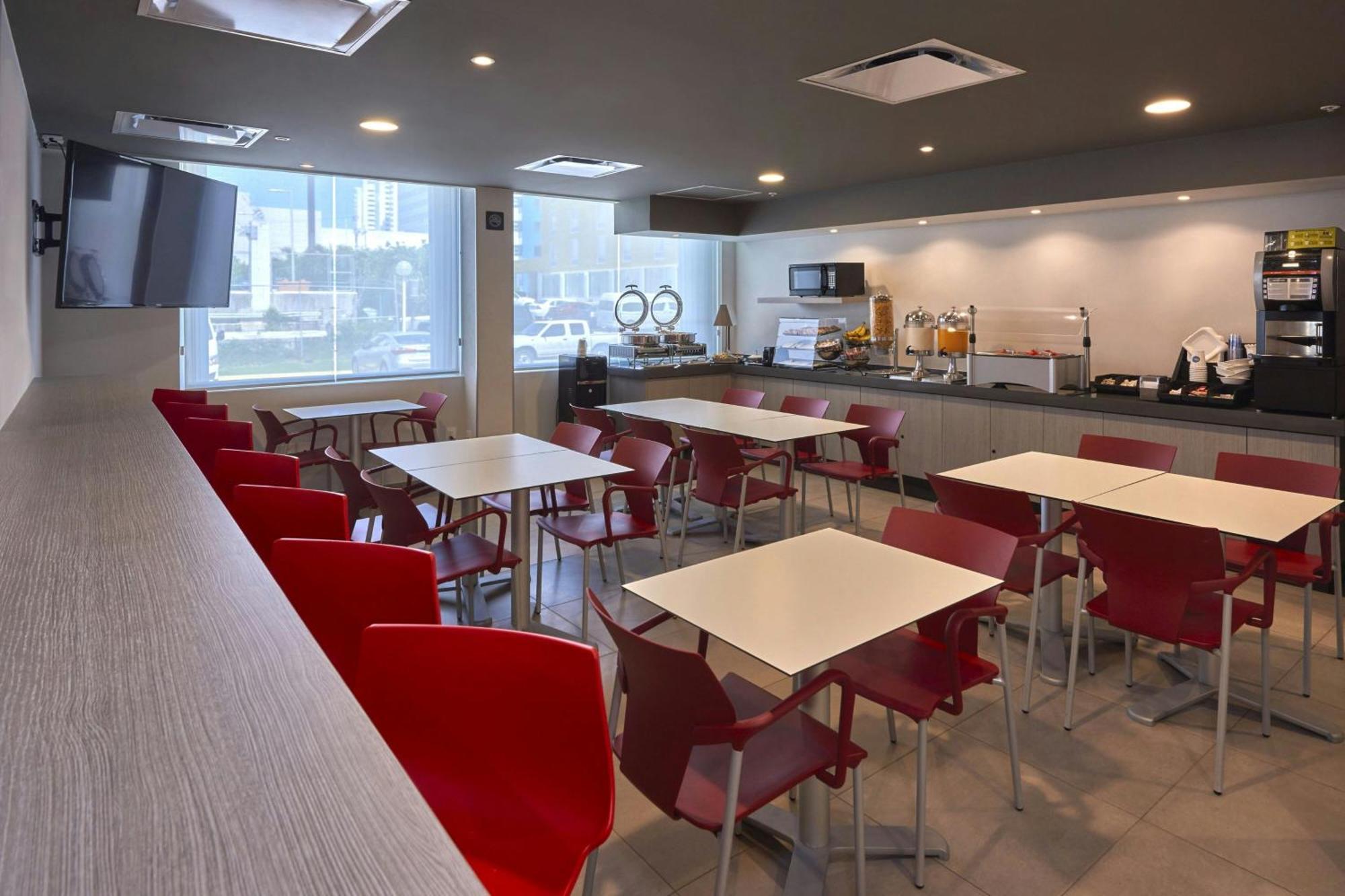 City Express Junior By Marriott Toluca Zona Industrial المظهر الخارجي الصورة
